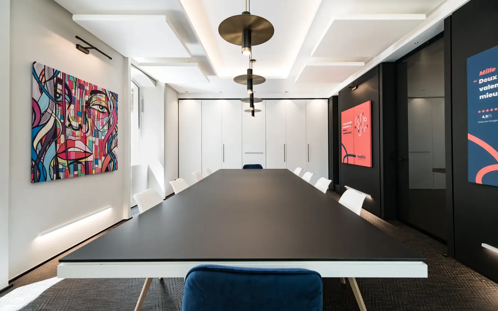 Solution murale acoustique sur-mesure dans un espace tertiaire à Paris